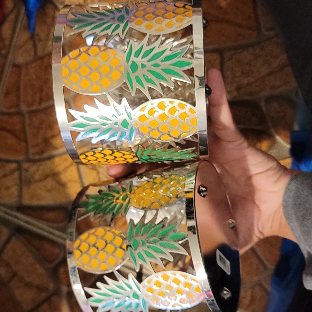 Candle holder
